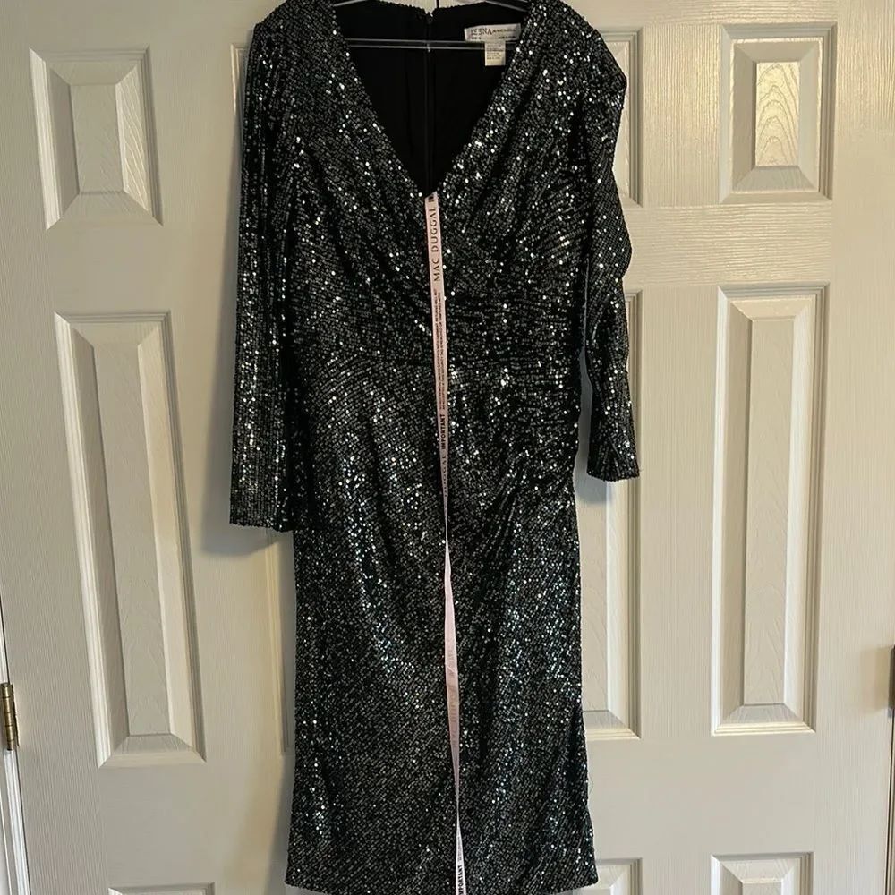 IEENA for Mac Duggal Black Sequin Faux Wrap V Neck Long Sleeve Midi Dress Siz 12